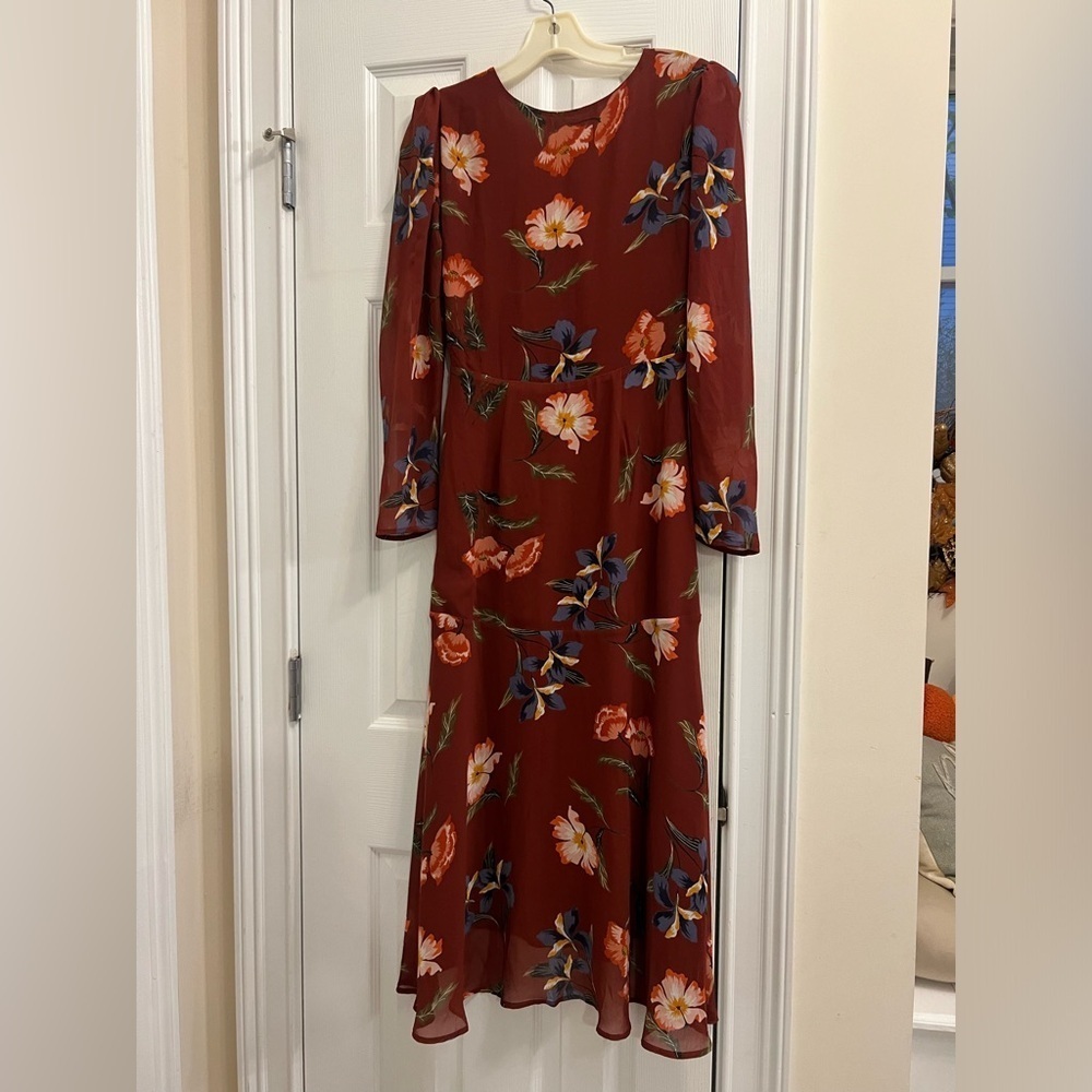 ASTR The Label Hi-Lo Ruched Front Midi Dress Floral Print Size Small - Picture 4 of 9